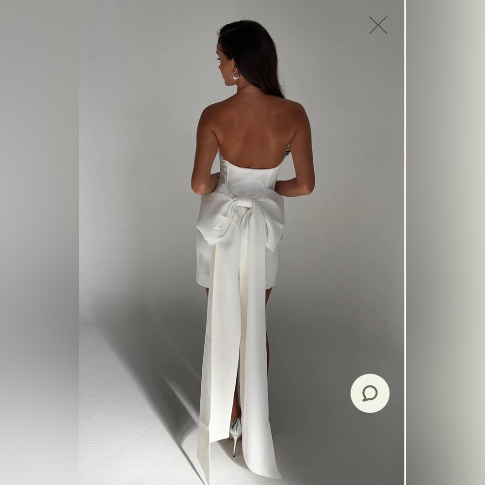 Bridal Mini - Meshki Meredith Strapless Bow Mini Dress